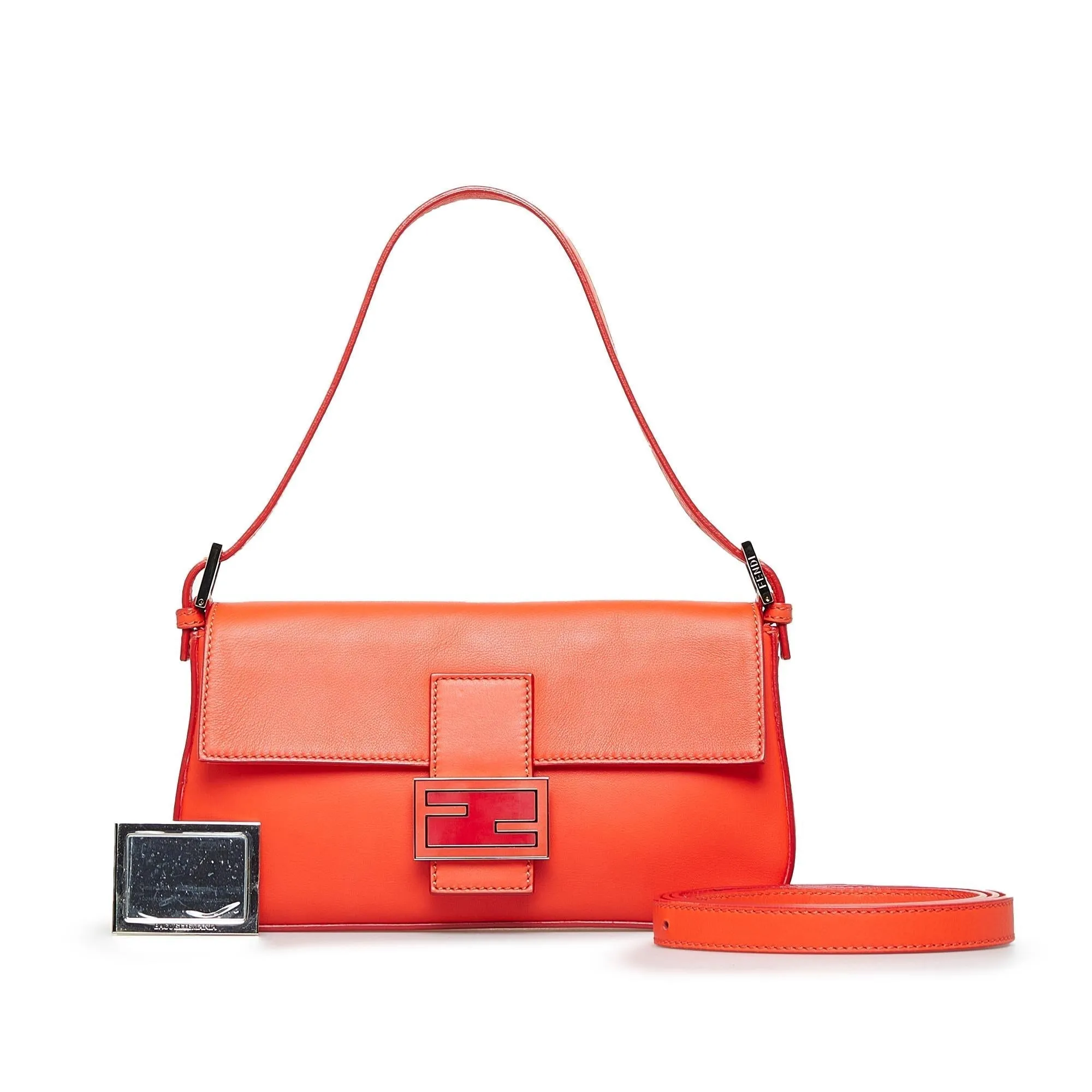 Fendi Convertible Leather Baguette (SHG-PboSvc)