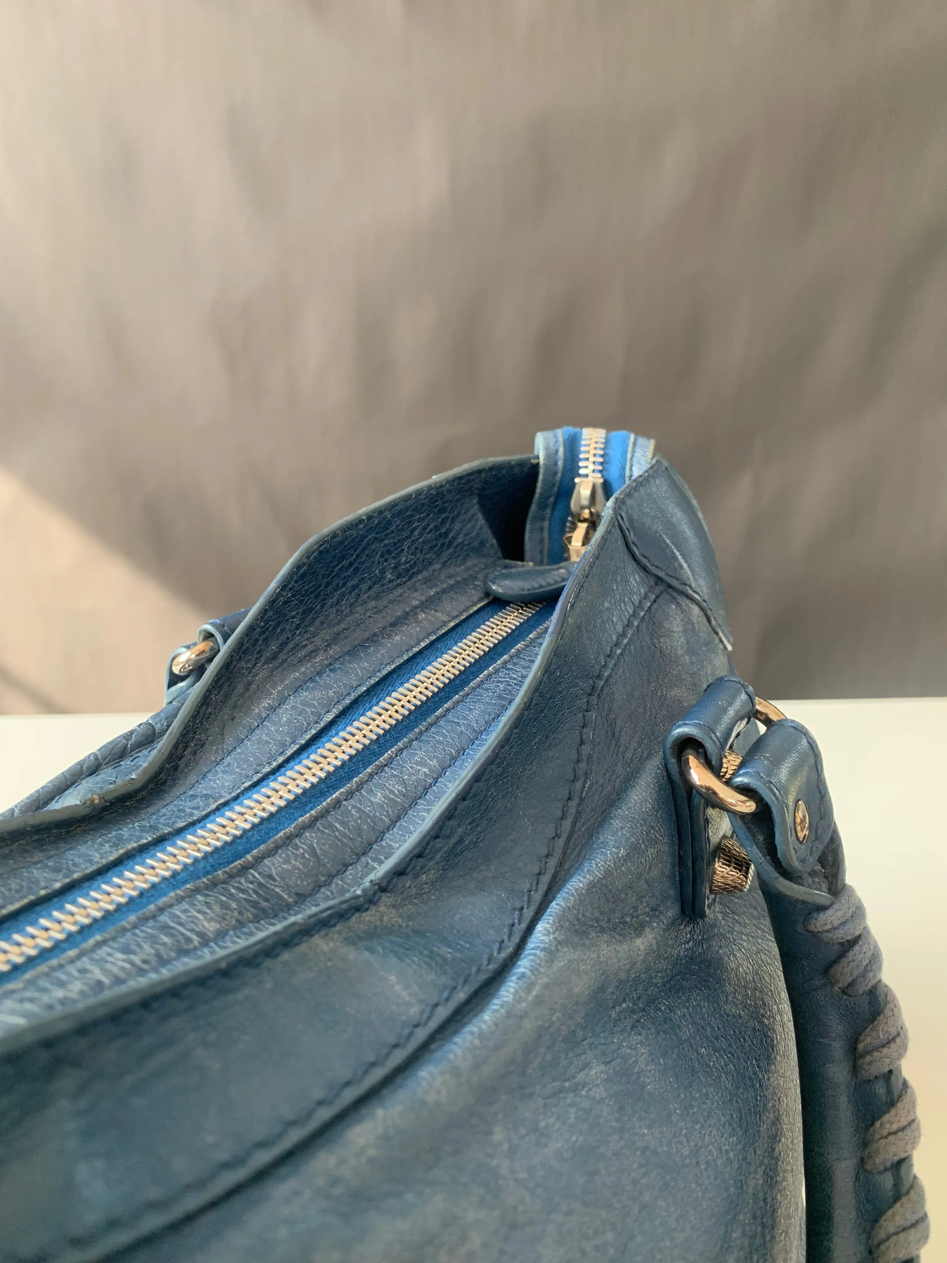 <b>BALENCIAGA </b> <br>Classic City