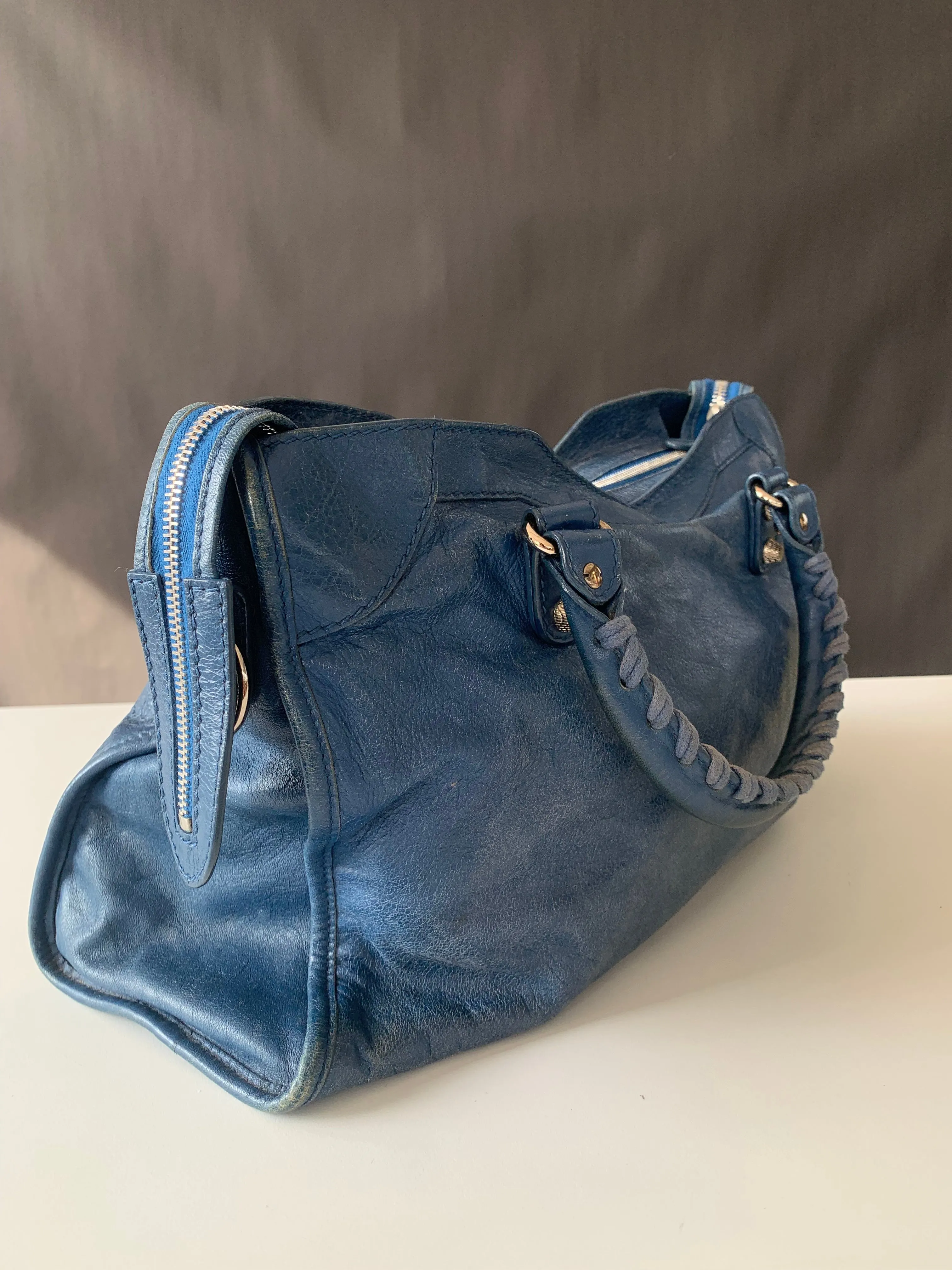 <b>BALENCIAGA </b> <br>Classic City