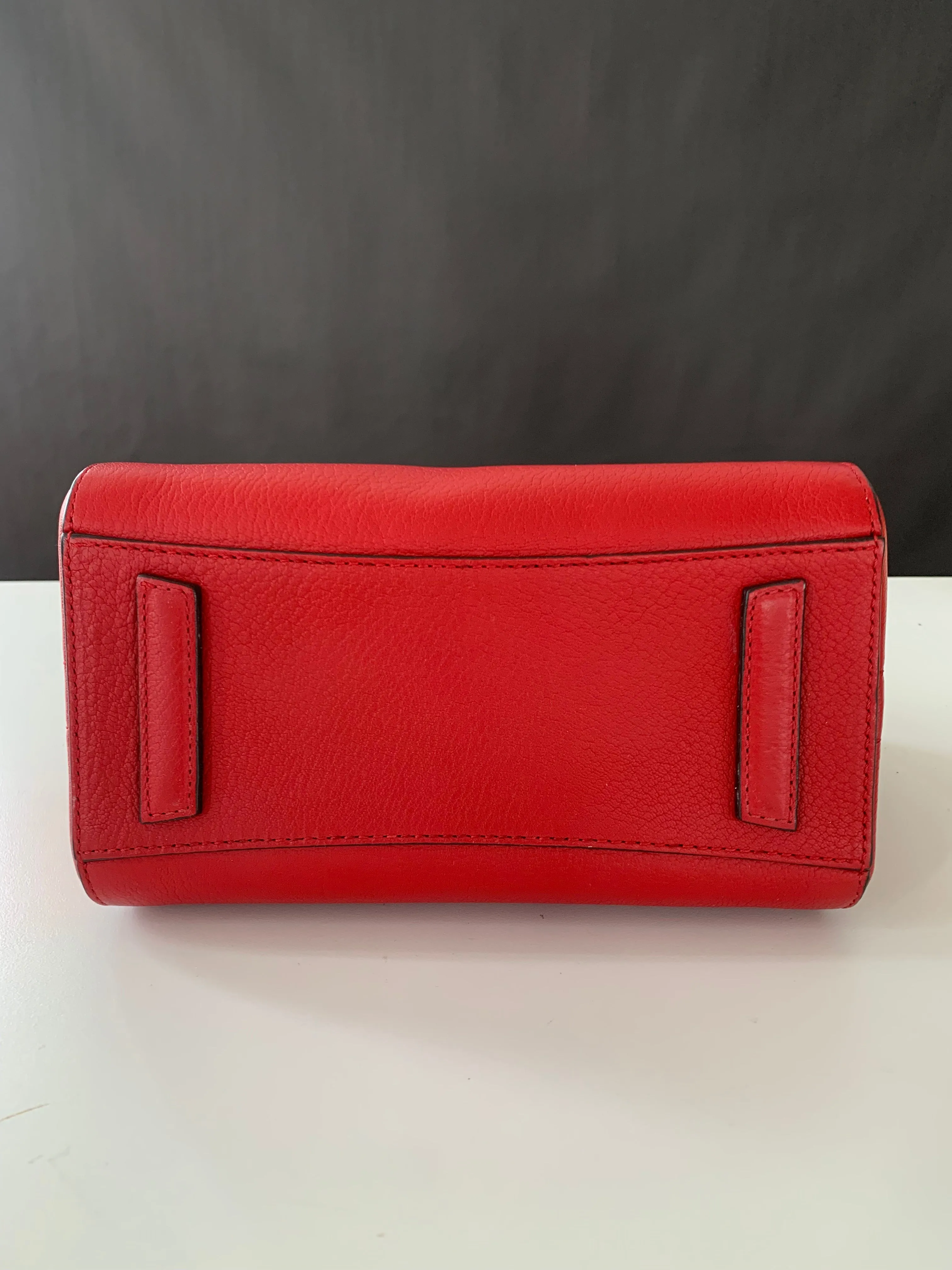 <b>GIVENCHY</b> <br>Mini Antigona