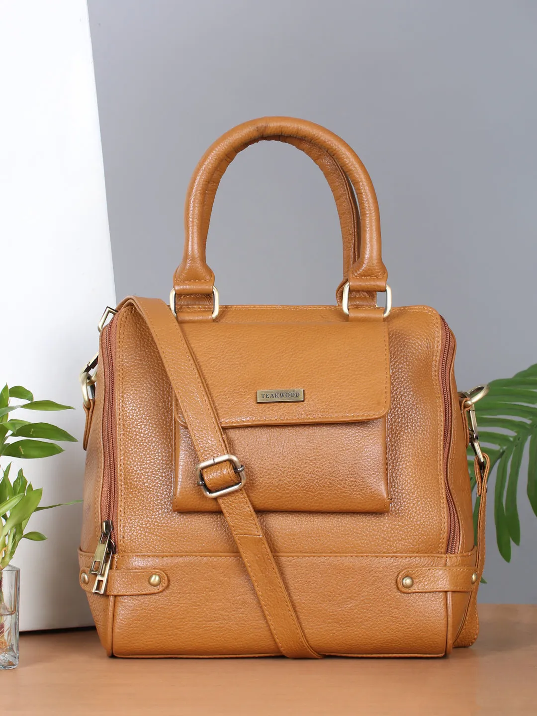 Women Leather mango Structured Handheld Bag
